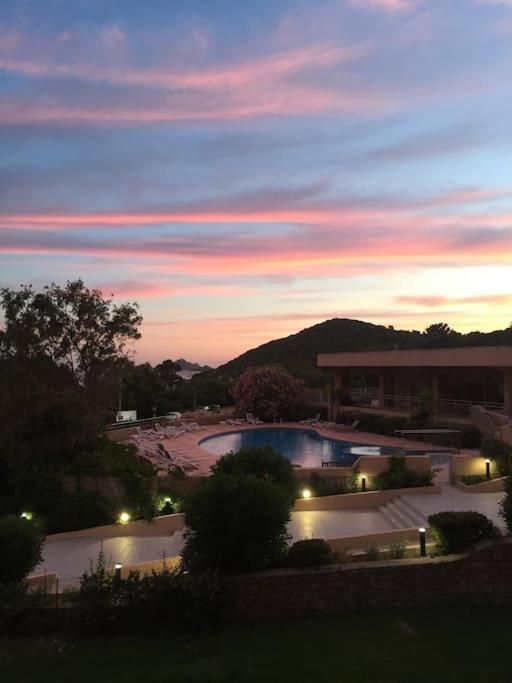 F2 Vue Mer Dans Residence Avec Piscine Ajaccio  Luaran gambar